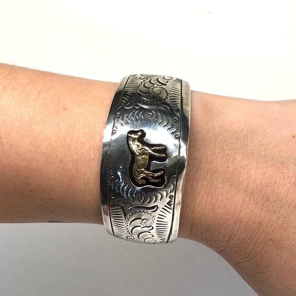 VINTAGE STERLING CUFF BRACELET - Picture 4 of 5